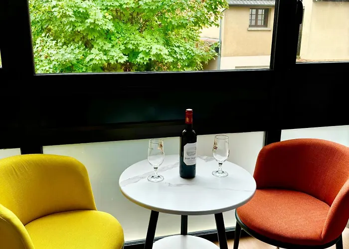 Flat * Rueil-Malmaison